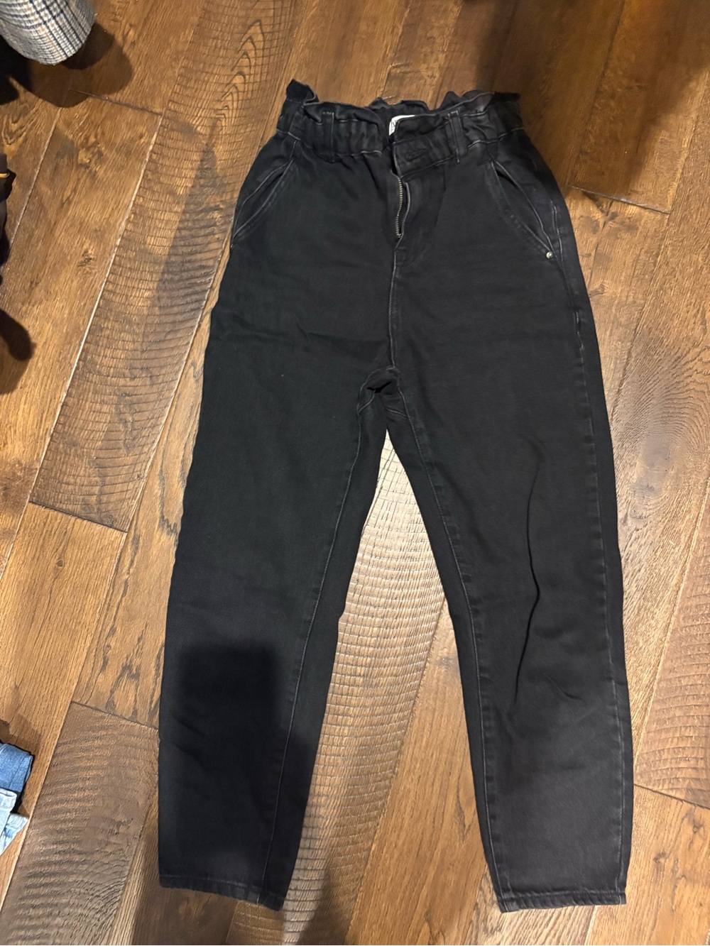 Zara Black Paperbag Waist jeans